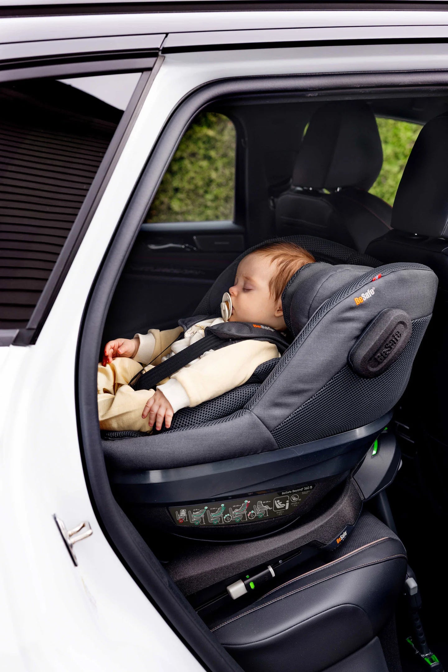 BeSafe® Beyond² 360 B Стол за кола Anthracite Mesh