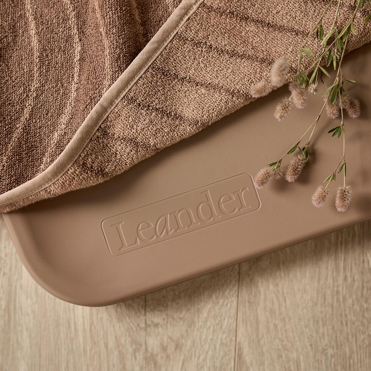Leander® Matty Подложка за преобличане - цвят Clay