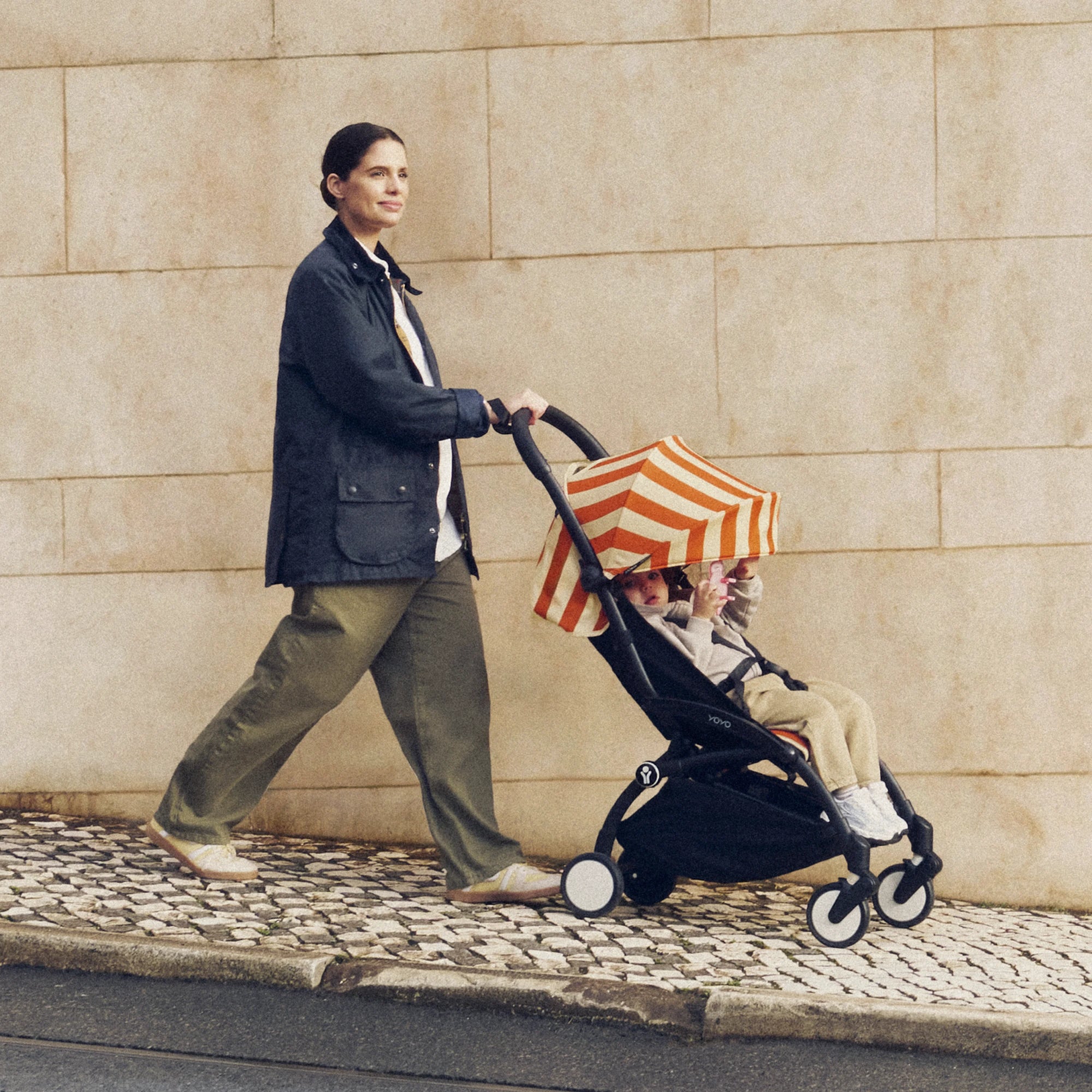 Stokke® YOYO³ Количка от 6 месеца, Черно шаси -  Capri