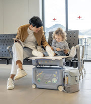 Stokke® JetKids™ Раничка за пътуване - цвят Sea Green
