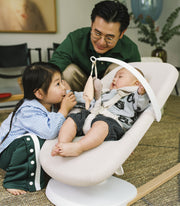 Stokke® Yoga™ Шезлонг и люлка - цвят Light Sand