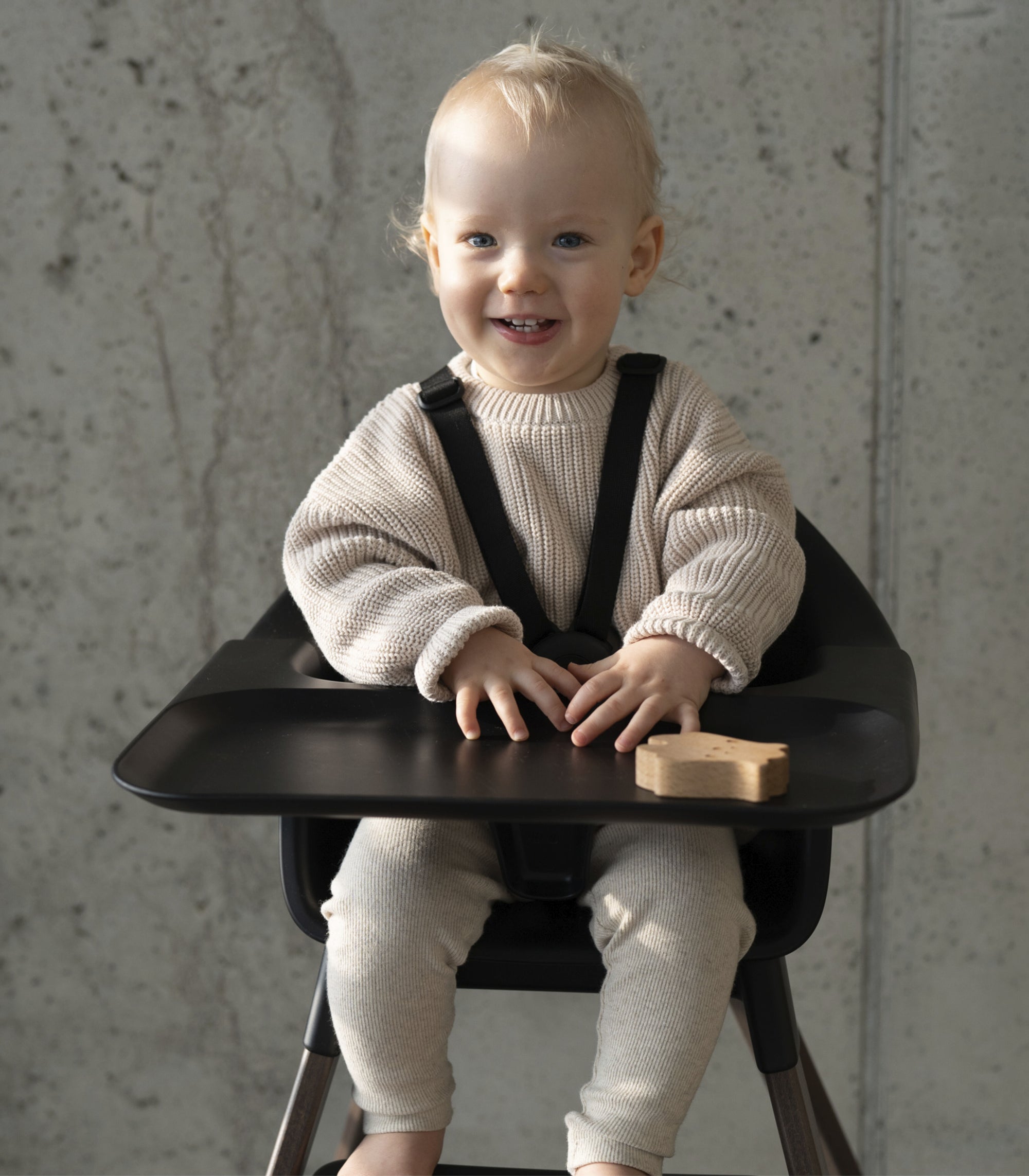 Stokke® Clikk™ Стол 6м. - 3г. Black / Warm Brown