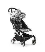 Stokke® YOYO³ Количка от 6 месеца, Бяло шаси - Zebra
