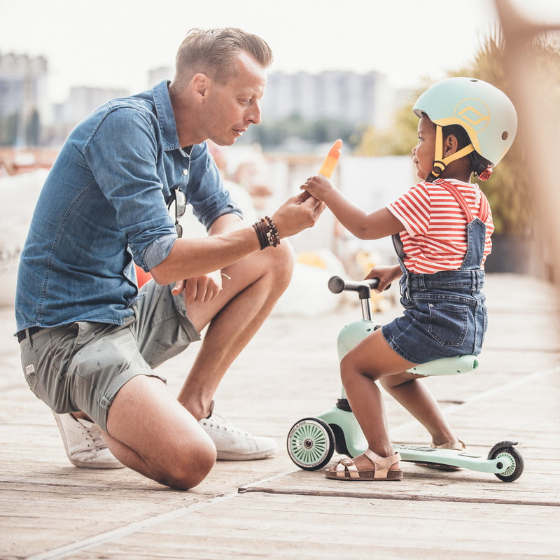 Scoot and Ride® Детска каска - цвят Kiwi