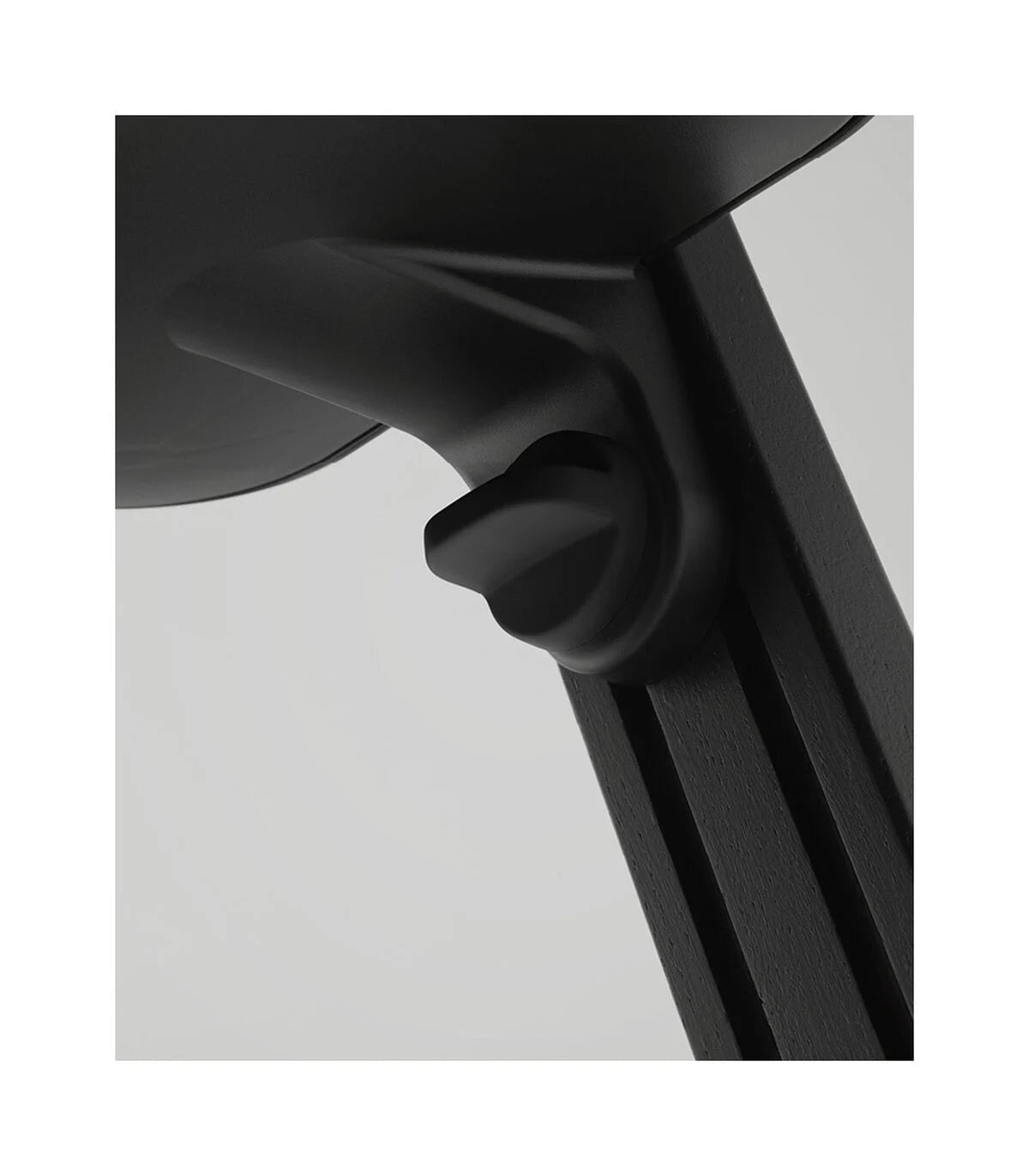 Stokke® Steps™ Стол - цвят Black / Black