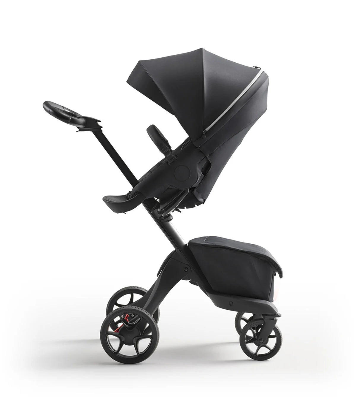 Stokke® Xplory® X + бебешки кош - цвят Rich Black